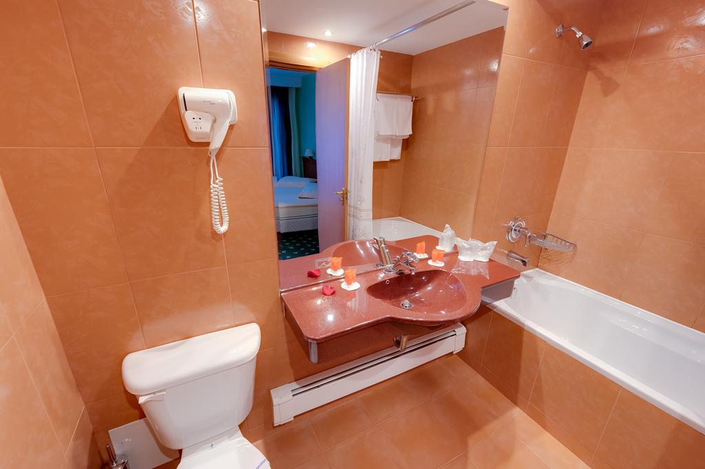 Hotel Palas Mamaia Quarto foto