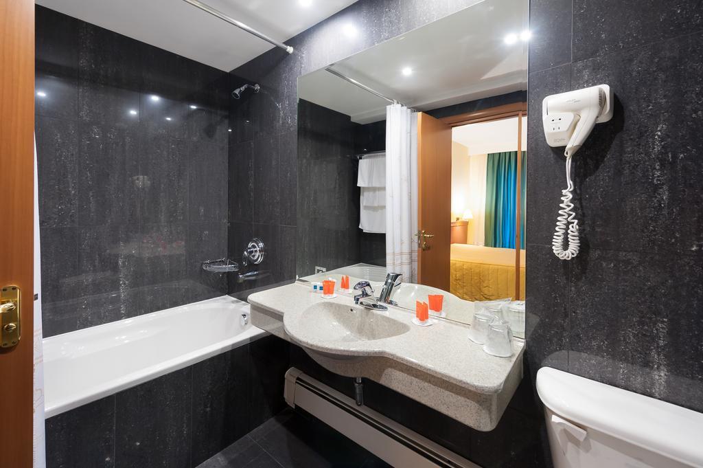 Hotel Palas Mamaia Quarto foto